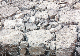 铅丝石笼使用寿命的长远和其材质的防腐性能息息相关