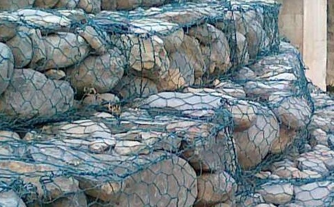铅丝石笼网织造方法